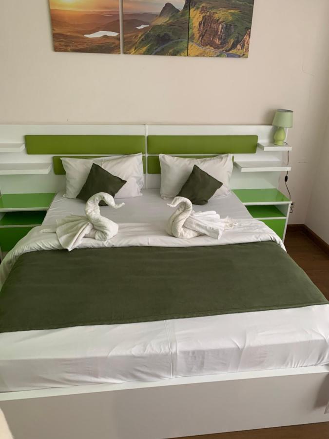 City Central Apartment เยเรวาน ภายนอก รูปภาพ
